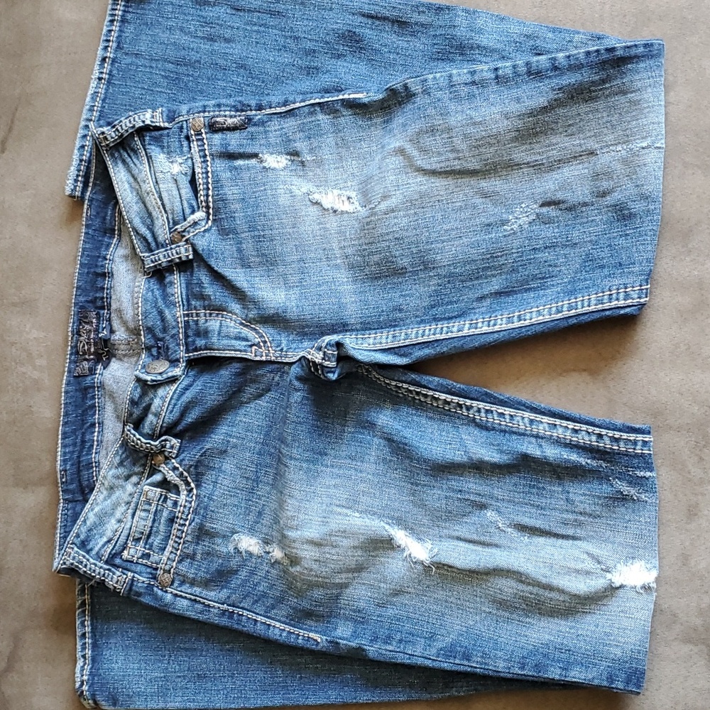 Silver Tuesday Jeans. - Picture 3 of 6